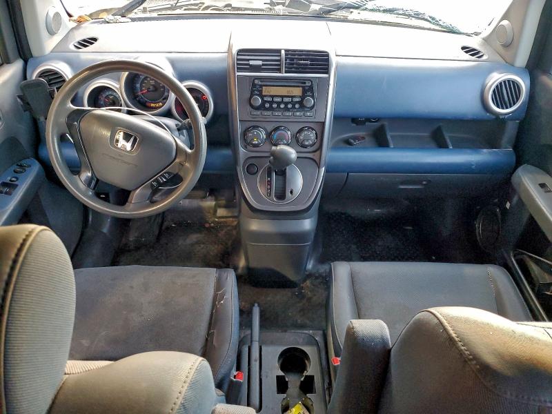 Photo 8 from auction – 2005 HONDA ELEMENT EX with VIN 5J6YH28605L033936