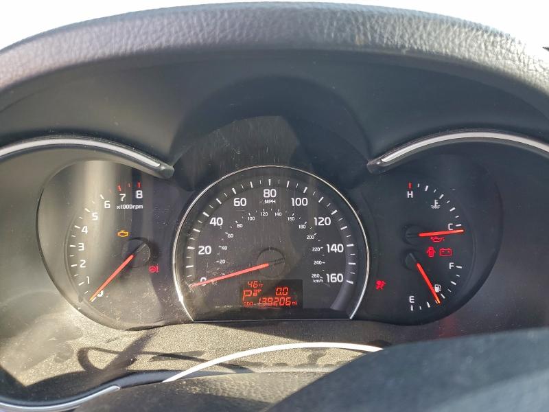Photo 9 from auction – 2014 KIA SORENTO LX with VIN 5XYKTCA67EG465347