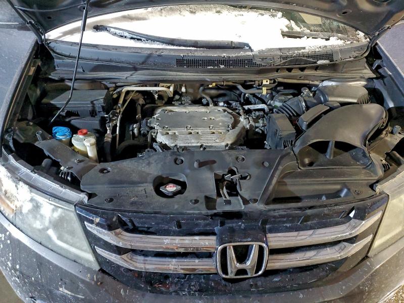 Photo 12 from auction – 2014 HONDA ODYSSEY TO with VIN 5FNRL5H96EB061795
