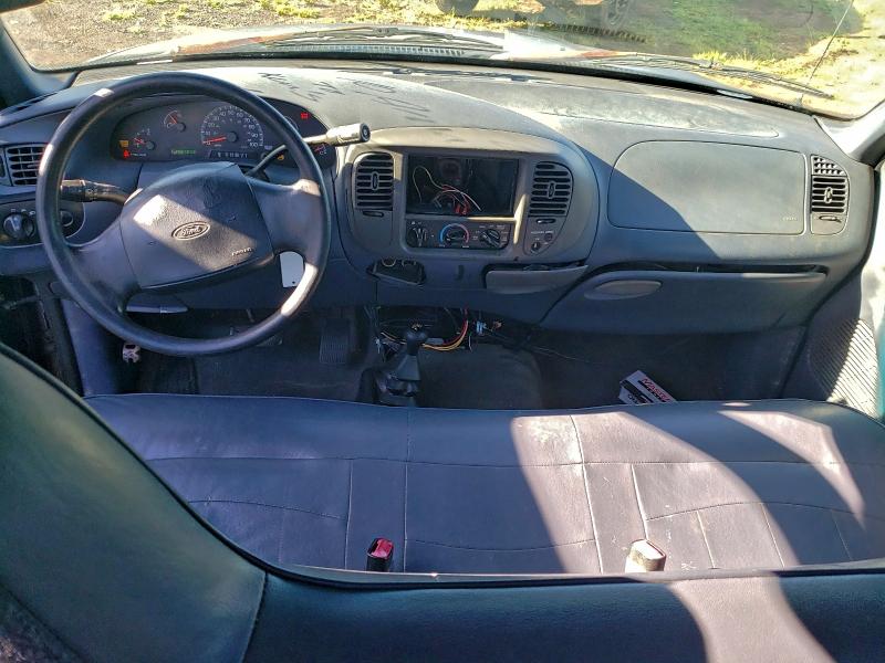 Photo 8 from auction – 2000 FORD F150 with VIN 1FTPX18LXYKA68515