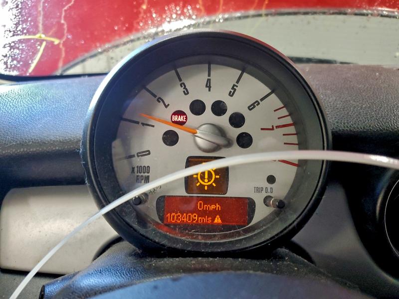 Photo 9 from auction – 2011 MINI COOPER with VIN WMWSU3C50BT099861
