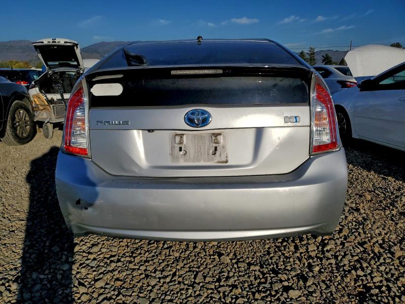 Photo 6 from auction – 2015 TOYOTA PRIUS with VIN JTDKN3DU0F1919315