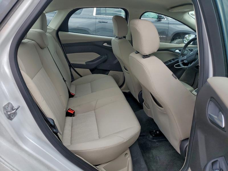 Photo 10 from auction – 2015 FORD FOCUS SE with VIN 1FADP3F22FL384707