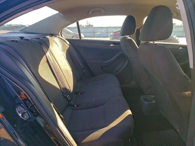 Photo 10 from auction – 2012 VOLKSWAGEN JETTA BASE with VIN 3VW2K7AJ9CM413343
