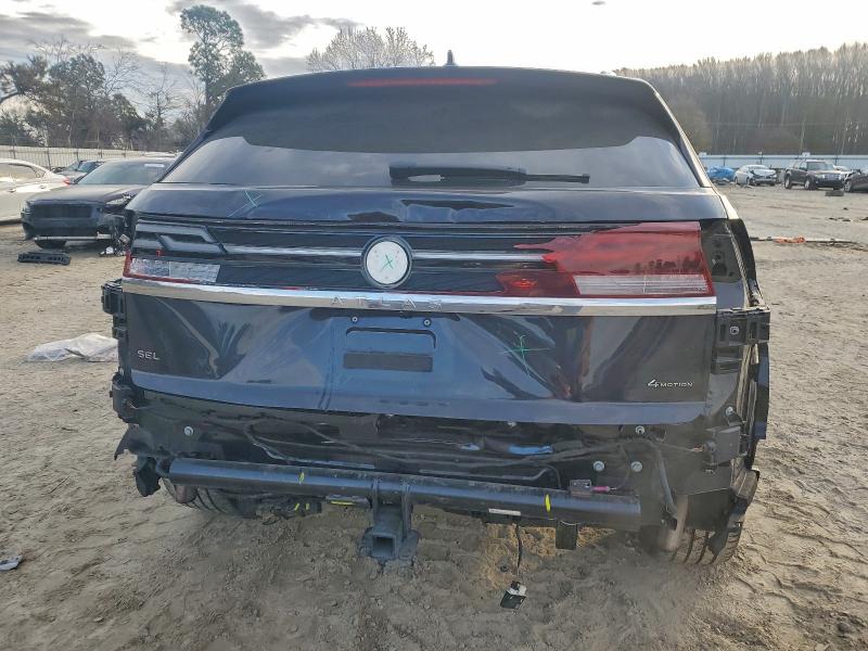 Photo 6 from auction – 2024 VOLKSWAGEN ATLAS CROS with VIN 1V2FE2CA5RC239307