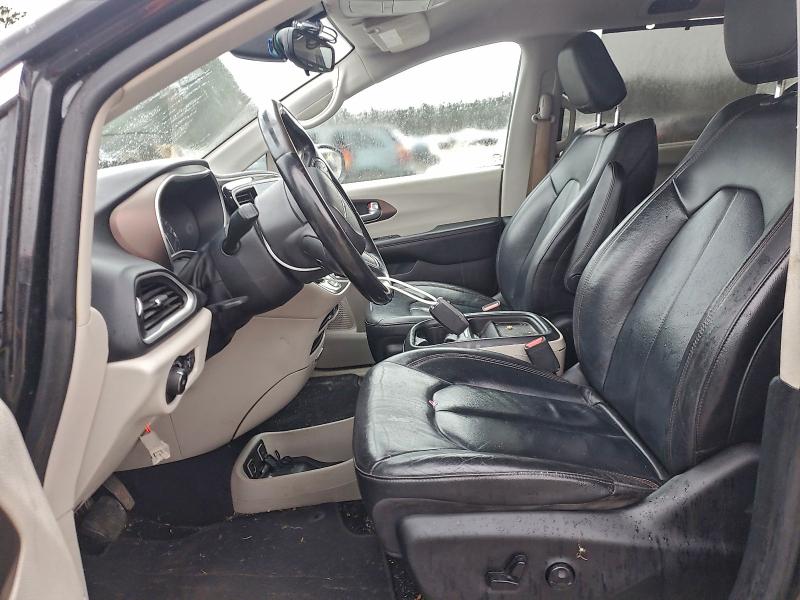 Photo 7 from auction – 2017 CHRYSLER PACIFICA T with VIN 2C4RC1BG7HR759390