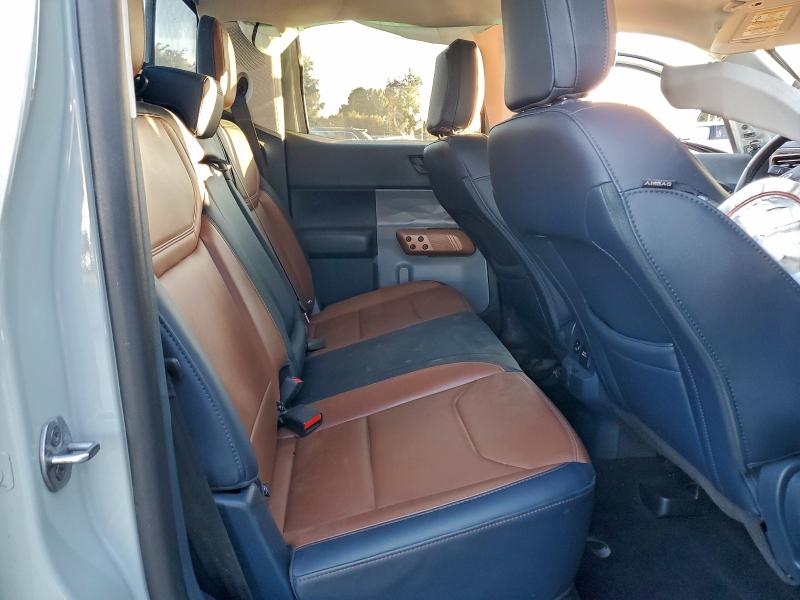 Photo 10 from auction – 2023 FORD MAVERICK with VIN 3FTTW8E33PRA43612