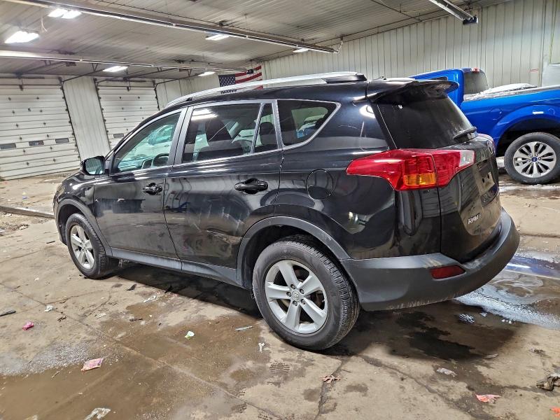 Photo 2 from auction – 2014 TOYOTA RAV4 XLE with VIN 2T3RFREV4EW182111