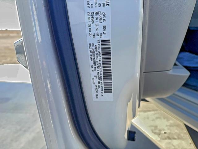 Photo 10 from auction – 2010 CHRYSLER TOWN & COU with VIN 2A4RR8DX7AR382077