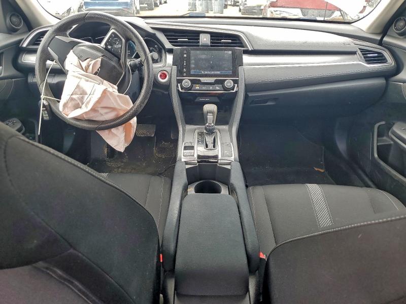 Photo 8 from auction – 2018 HONDA CIVIC EX with VIN 2HGFC2F79JH604369