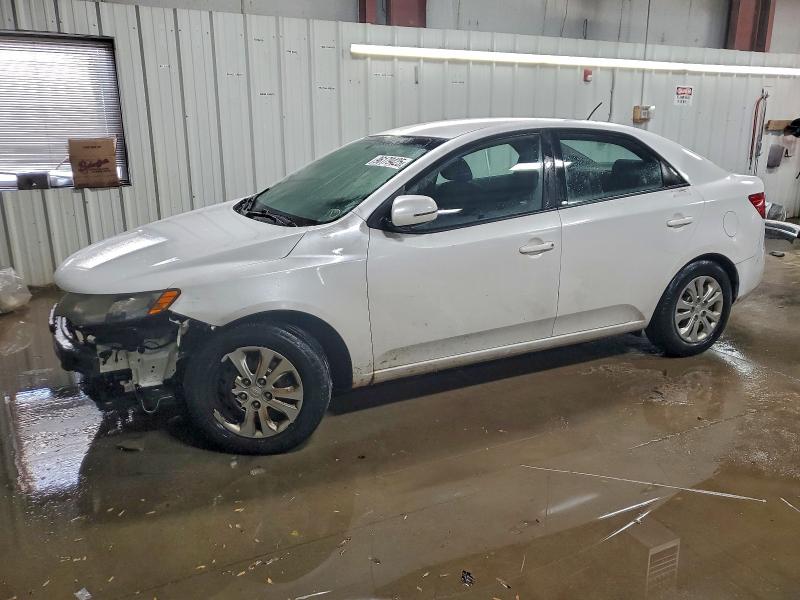 صورة رقم 1 من المزاد - 2013 KIA FORTE EX مع VIN KNAFU4A28D5647564