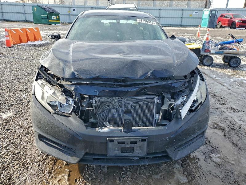 Photo 5 from auction – 2016 HONDA CIVIC LX with VIN 2HGFC2F59GH538901