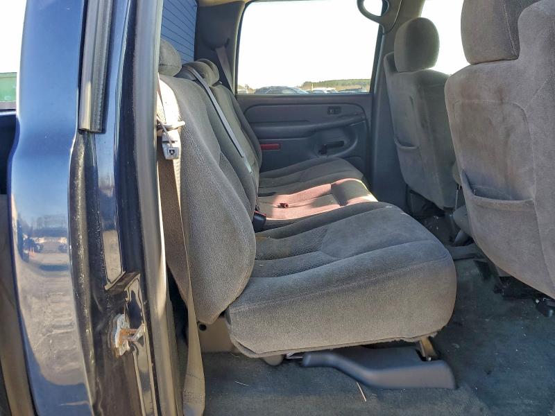 Photo 10 from auction – 2005 CHEVROLET SILVERADO with VIN 2GCEK13T451230065