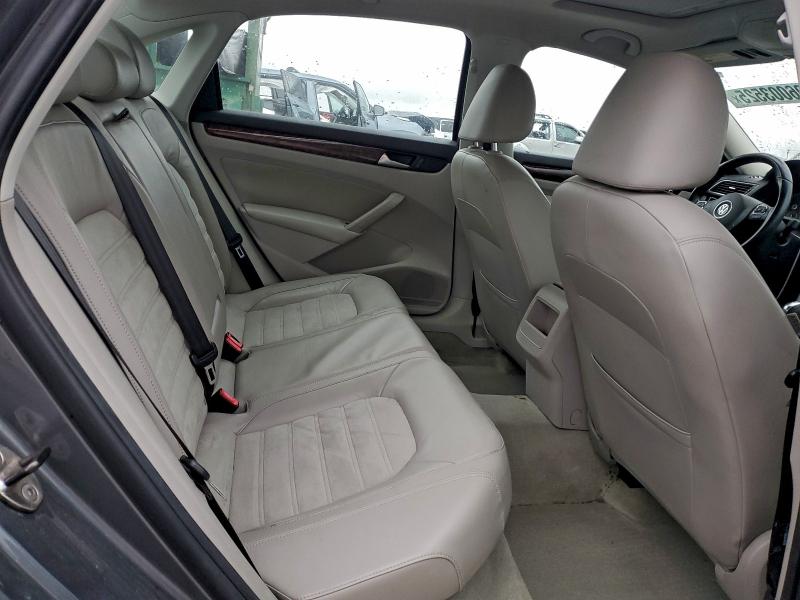 Photo 10 from auction – 2012 VOLKSWAGEN PASSAT with VIN 1VWCM7A35CC066336