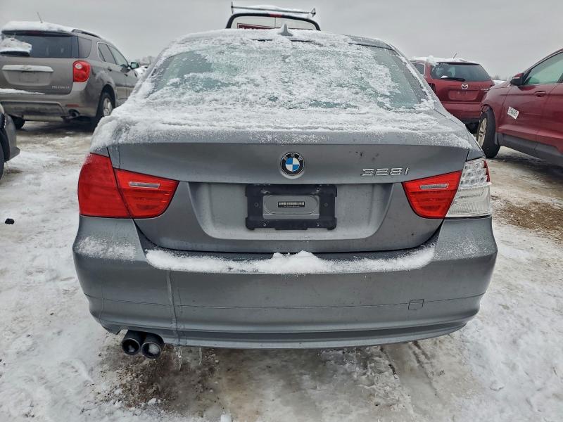 Photo 6 from auction – 2011 BMW 328 I with VIN WBAPH7G54BNN04555