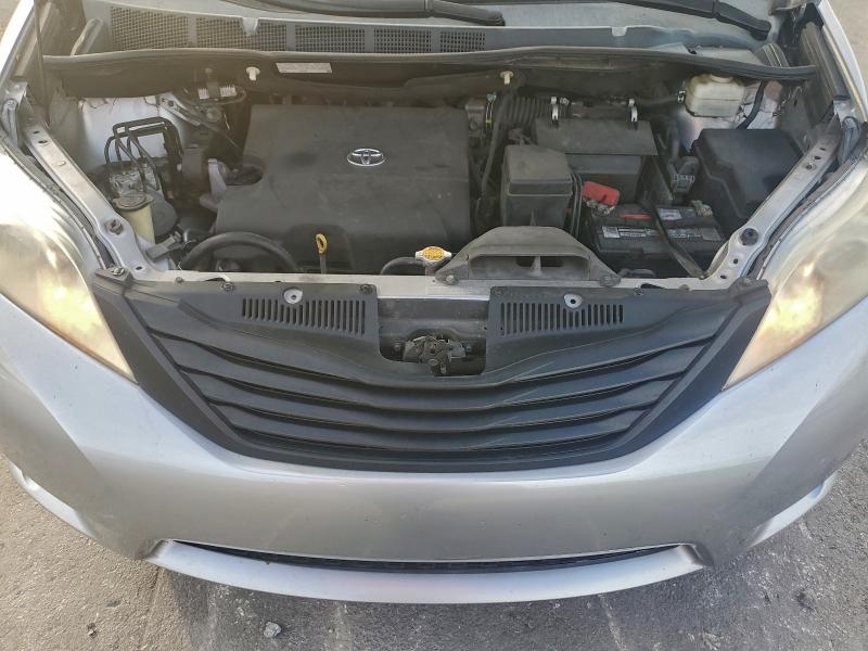Photo 12 from auction – 2015 TOYOTA SIENNA with VIN 5TDYK3DC0FS620145