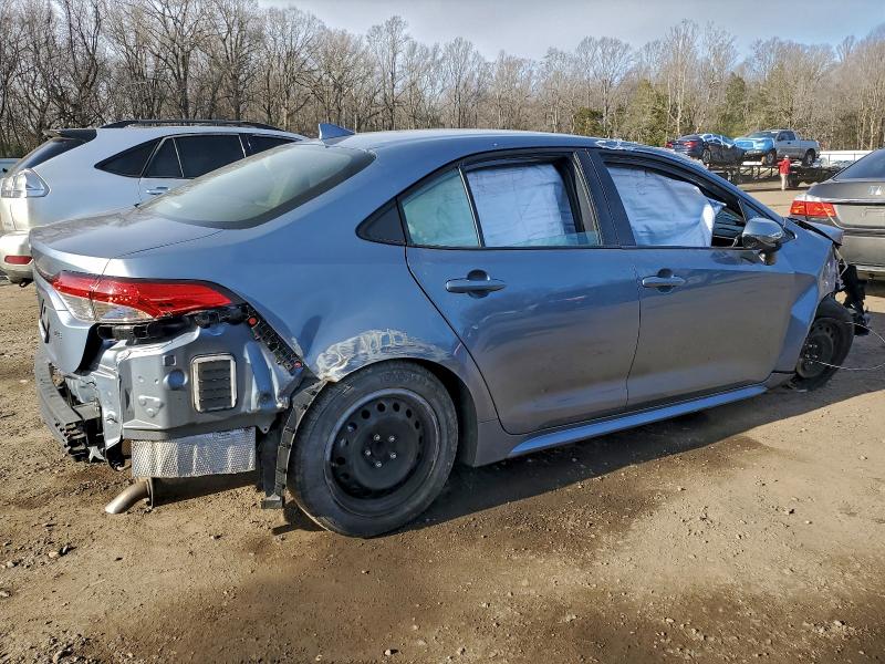 Photo 3 from auction – 2022 TOYOTA COROLLA LE with VIN JTDEPMAE4NJ204529