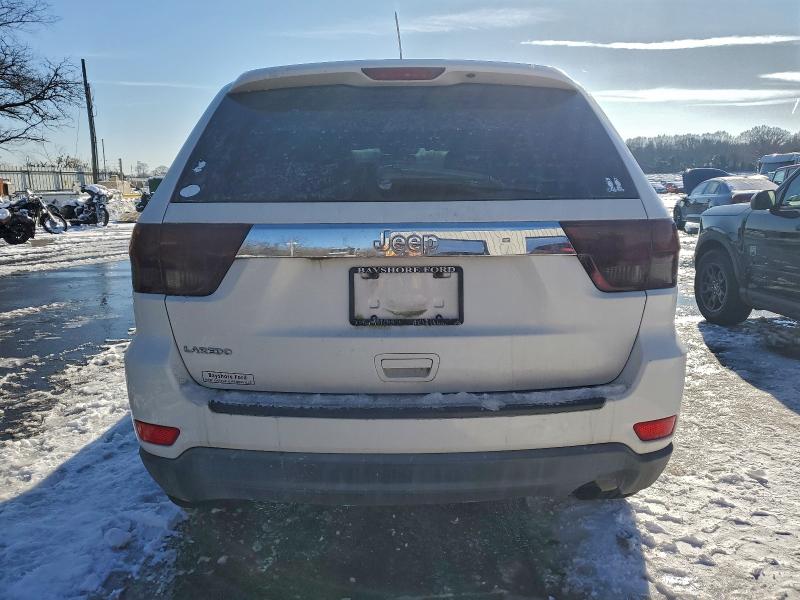 Photo 6 from auction – 2012 JEEP GRAND CHER with VIN 1C4RJEAG0CC177339