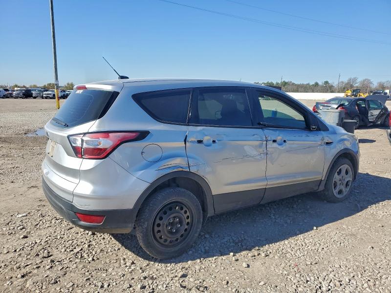 Photo 3 from auction – 2018 FORD ESCAPE S with VIN 1FMCU0F75JUB42646