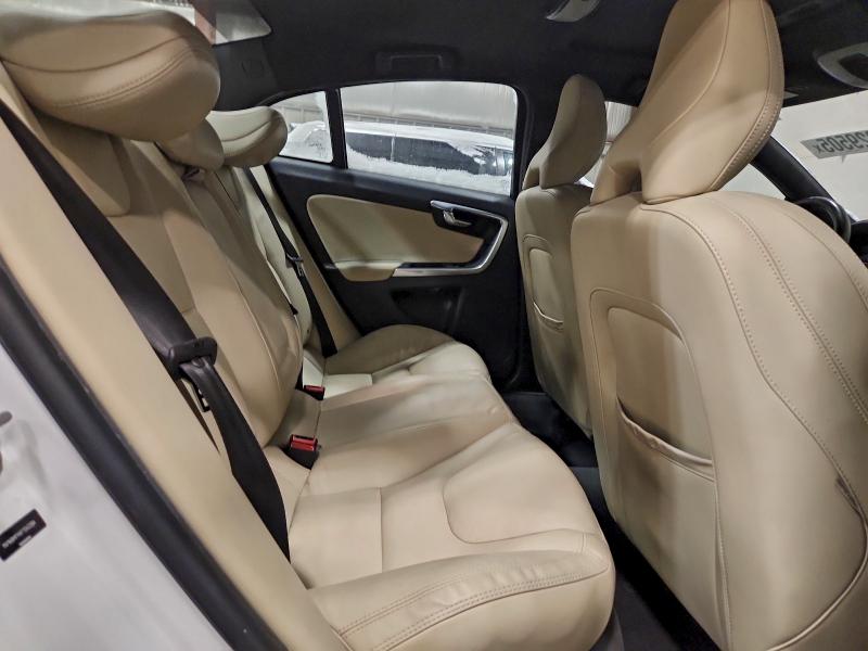 Photo 10 from auction – 2016 VOLVO S60 with VIN YV149MFM4F1342394