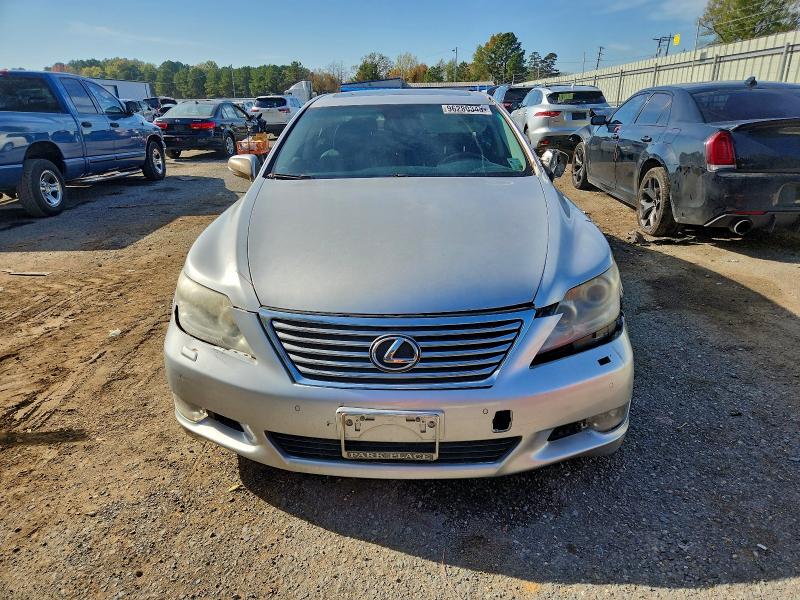 Photo 5 from auction – 2010 LEXUS LS 460 with VIN JTHBL5EF9A5099138