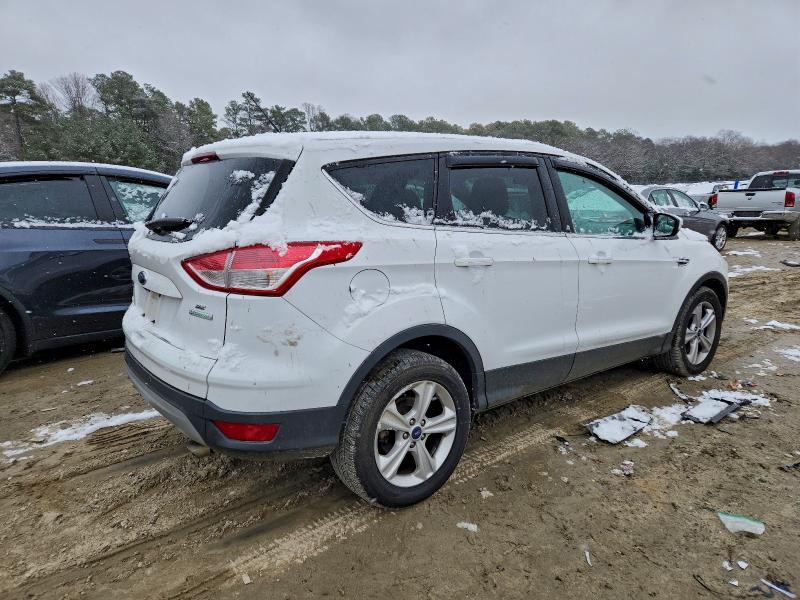 Photo 3 from auction – 2014 FORD ESCAPE SE with VIN 1FMCU0G96EUB83759