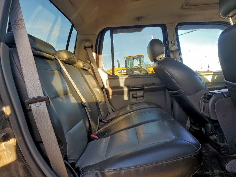 Photo 10 from auction – 2005 FORD EXPLORER S with VIN 1FMZU67K85UA17856