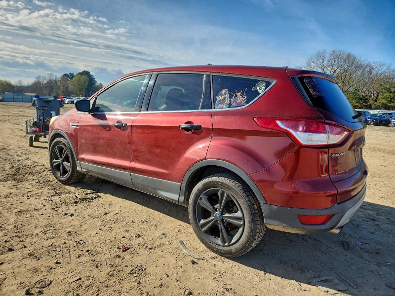 Photo 2 from auction – 2015 FORD ESCAPE SE with VIN 1FMCU0GX5FUB05117