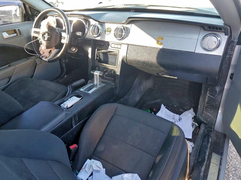 Photo 8 from auction – 2006 FORD MUSTANG with VIN 1ZVFT80N565118260