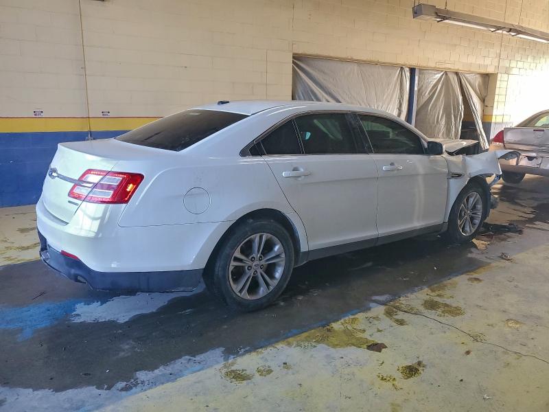 Photo 3 from auction – 2019 FORD TAURUS SE with VIN 1FAHP2D87KG105449