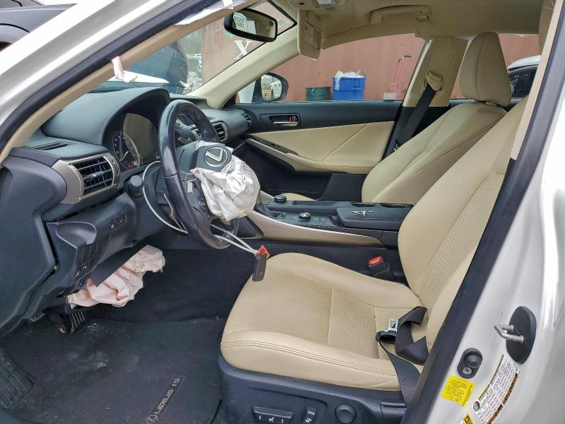 Photo 7 from auction – 2016 LEXUS IS 200T with VIN JTHBA1D26G5005237