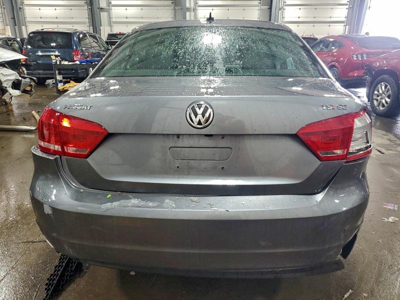 Photo 6 from auction – 2015 VOLKSWAGEN PASSAT SE with VIN 1VWBT7A38FC025640