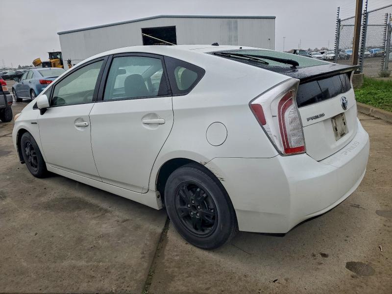 Photo 2 from auction – 2014 TOYOTA PRIUS with VIN JTDKN3DU2E1763972
