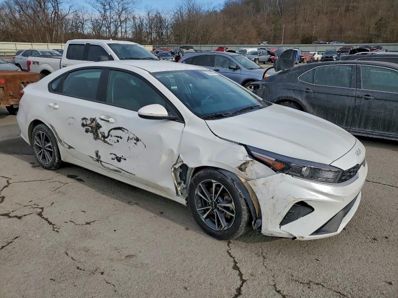 Photo 4 from auction – 2023 KIA FORTE LX with VIN 3KPF24AD4PE566967