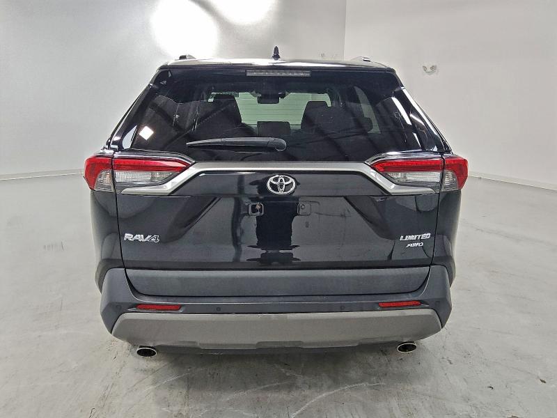 Photo 6 from auction – 2019 TOYOTA RAV4 LIMIT with VIN 2T3N1RFV6KC032896