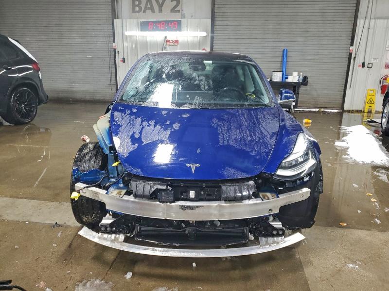 Photo 5 from auction – 2018 TESLA MODEL 3 with VIN 5YJ3E1EB1JF095198