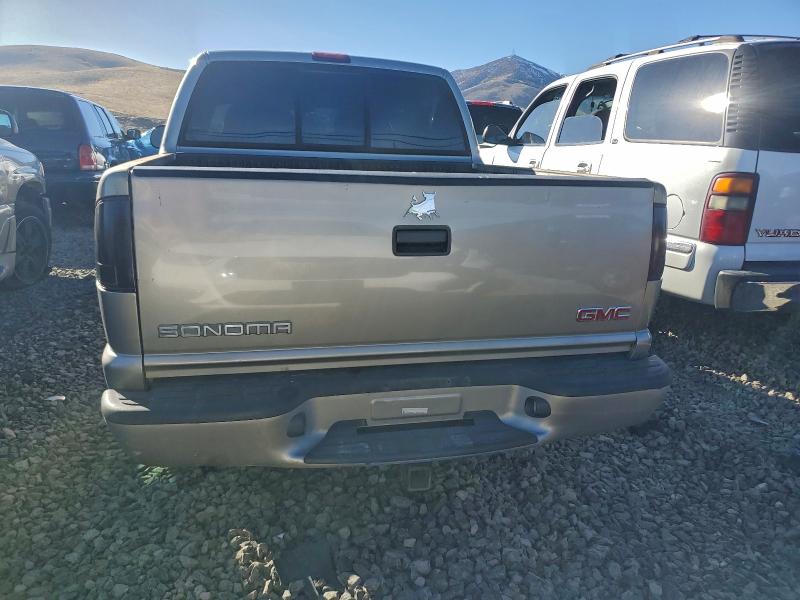 Photo 6 from auction – 2003 GMC SONOMA with VIN 1GTDT13X33K151088