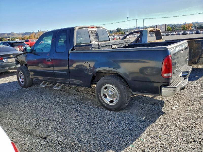 Photo 2 from auction – 2001 FORD F150 with VIN 1FTZX17231NC02030