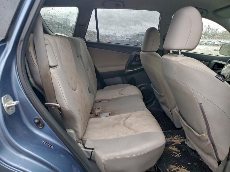 Photo 11 from auction – 2012 TOYOTA RAV4 with VIN JTMJF4DV0C5058357