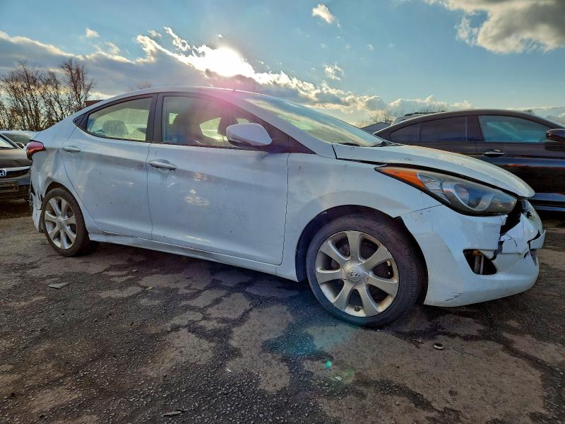 Photo 4 from auction – 2011 HYUNDAI ELANTRA GL with VIN 5NPDH4AE8BH020286