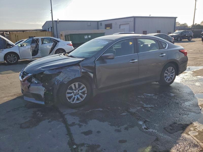 NISSAN ALTIMA 2.5 2016 with VIN 1N4AL3AP8GN389126 - Photo from auction