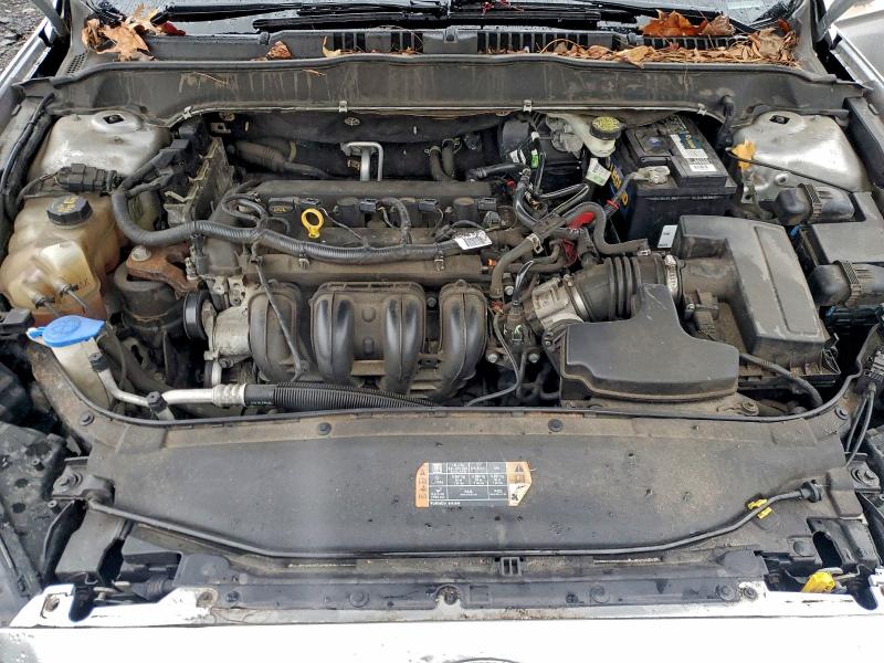 Photo 11 from auction – 2016 FORD FUSION with VIN 3FA6P0H72GR318614