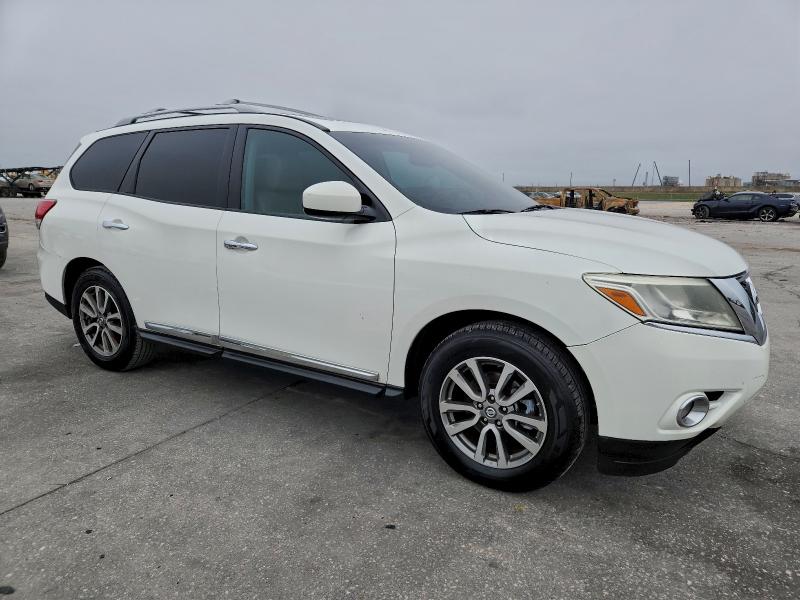 Photo 4 from auction – 2014 NISSAN PATHFINDER with VIN 5N1AR2MN3EC629135