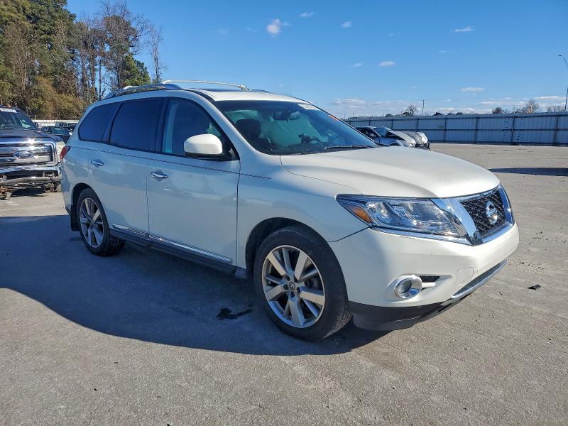 Foto 4 de la subasta – 2014 NISSAN PATHFINDER con VIN 5N1AR2MNXEC689655