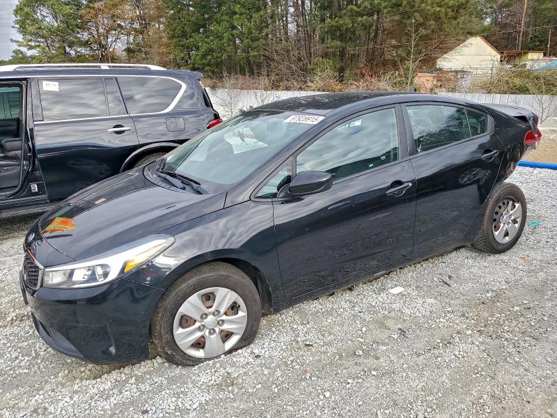 KIA FORTE 2018 with VIN 3KPFK4A78JE230675 - Photo from auction