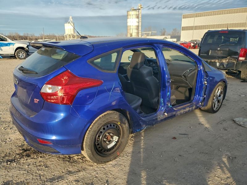 Photo 3 from auction – 2013 FORD FOCUS ST with VIN 1FADP3L90DL191809
