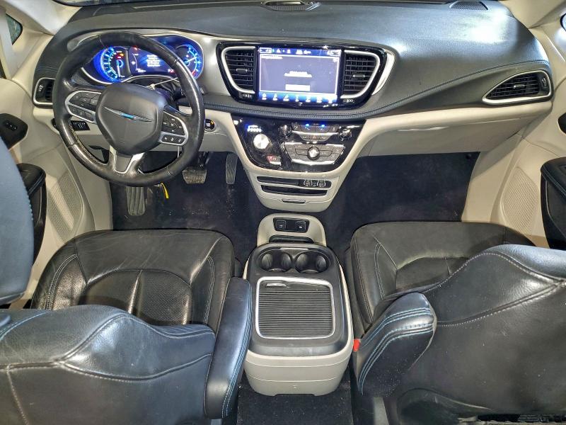 Photo 8 from auction – 2021 CHRYSLER PACIFICA with VIN 2C4RC1L75MR585859