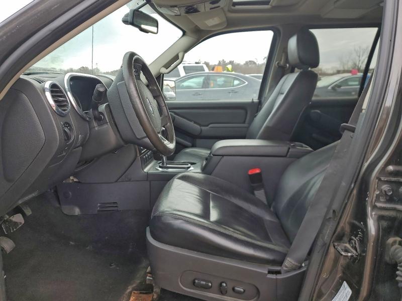 Photo 7 from auction – 2006 FORD EXPLORER L with VIN 1FMEU75806UB16135