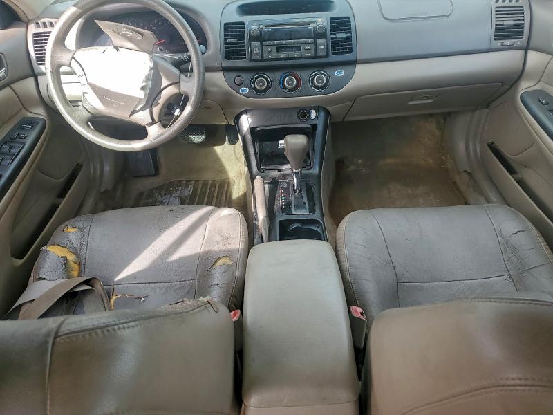 Photo 8 from auction – 2005 TOYOTA CAMRY LE with VIN 4T1BE32K35U595495