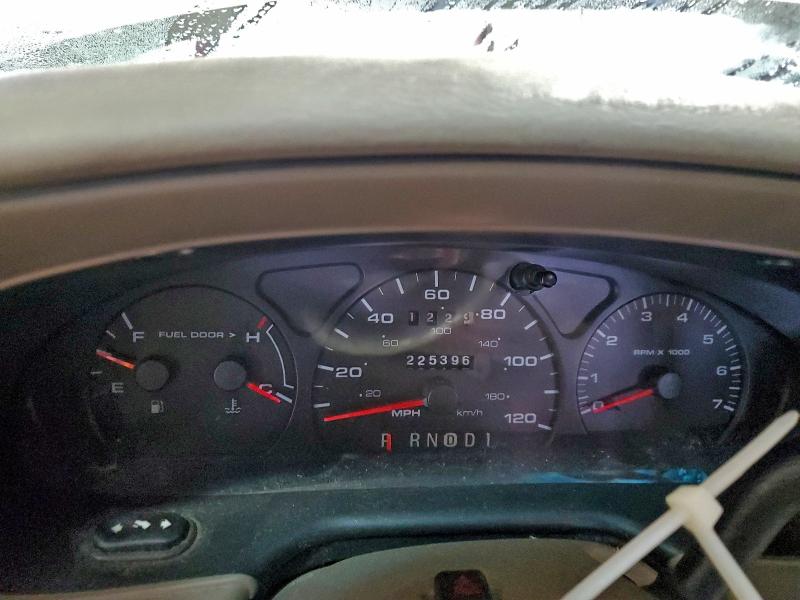 Photo 9 from auction – 2003 FORD TAURUS SE with VIN 1FAFP53U63A120892